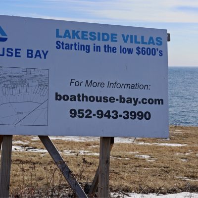 Boathouse Bay Sign