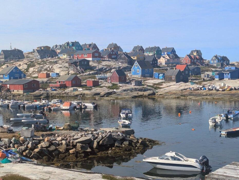 Arctic expedition continues as Nord Hus heads north along Greenland coast