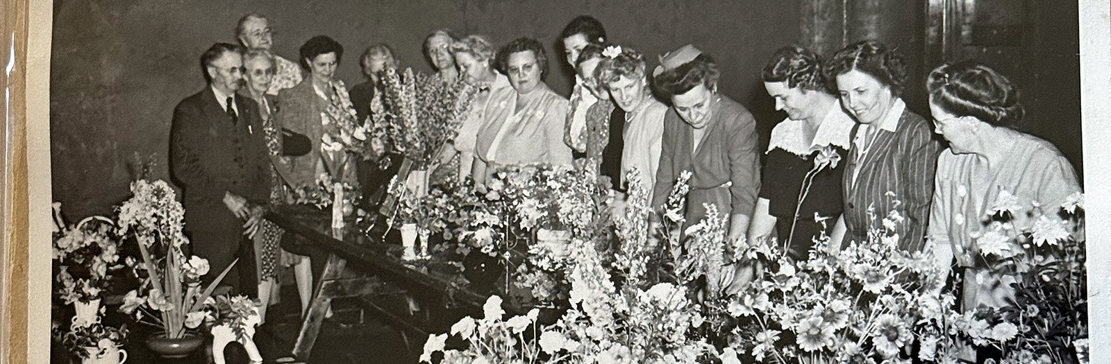 West End Garden Club marks 90 years of beautifying Cook County