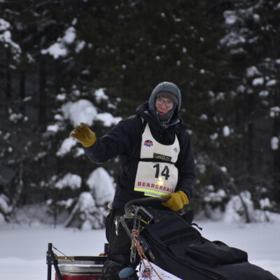 Jesse Terry heading into Trail Center checkpoint